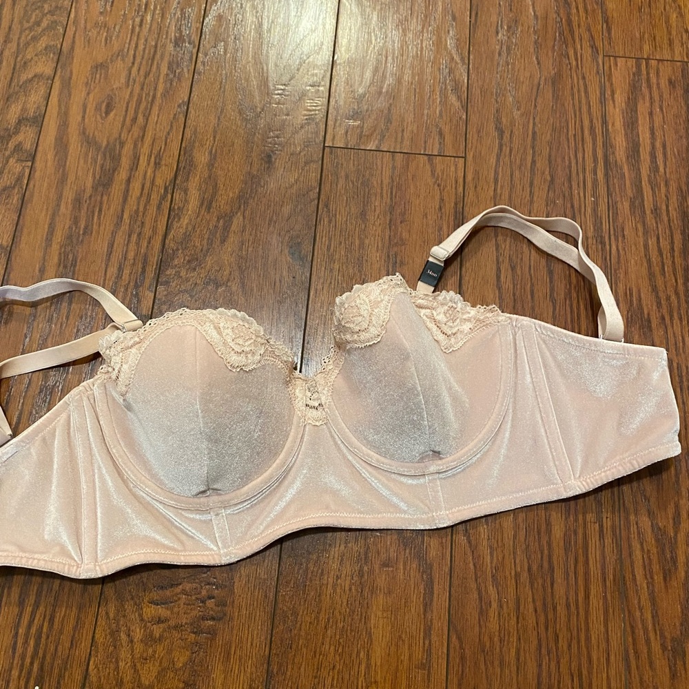 Victoria's Secret Shimmering Pink Bra